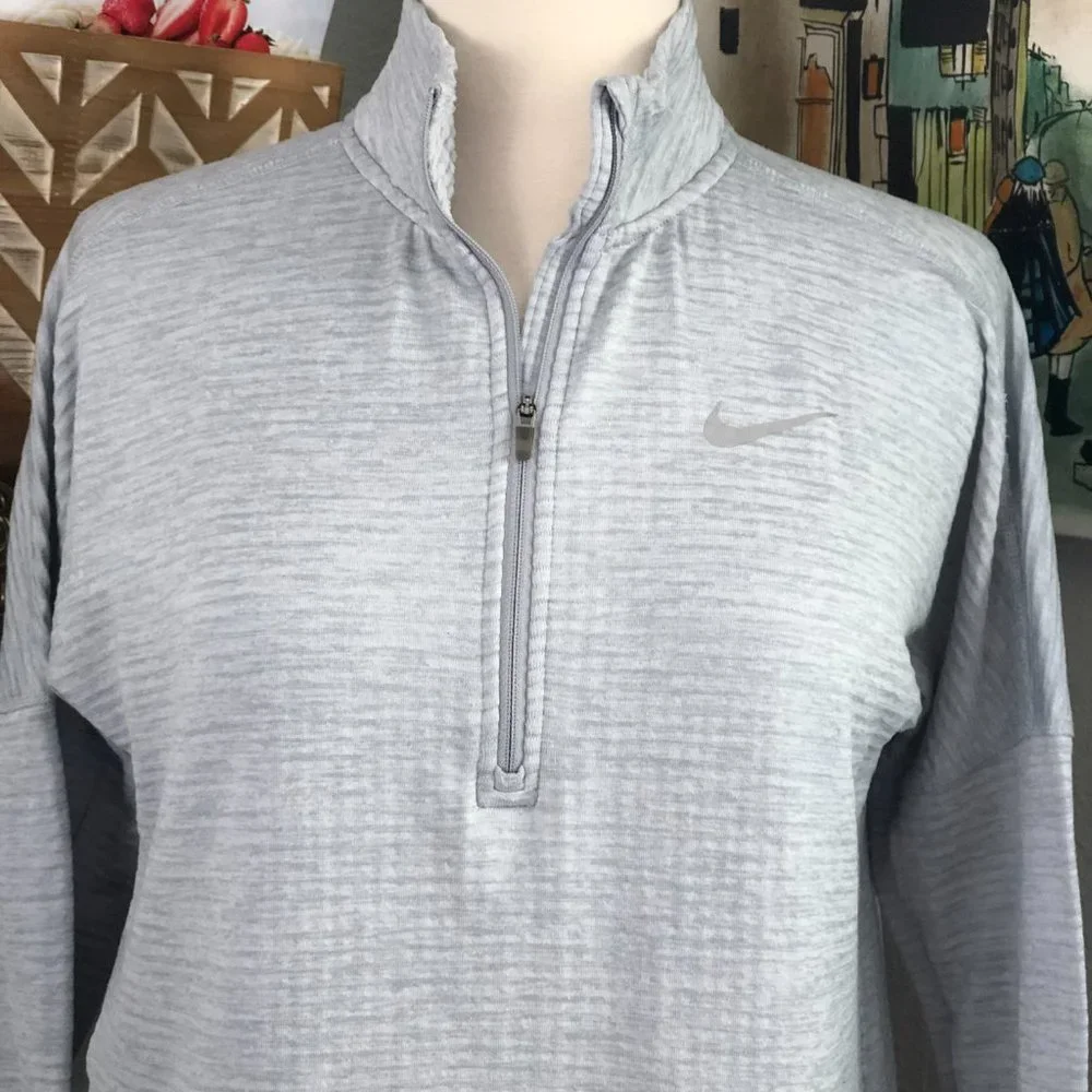 NIKE Running Jacket Top Women’s size XS Gray Waffle Weave 1/2 Zip